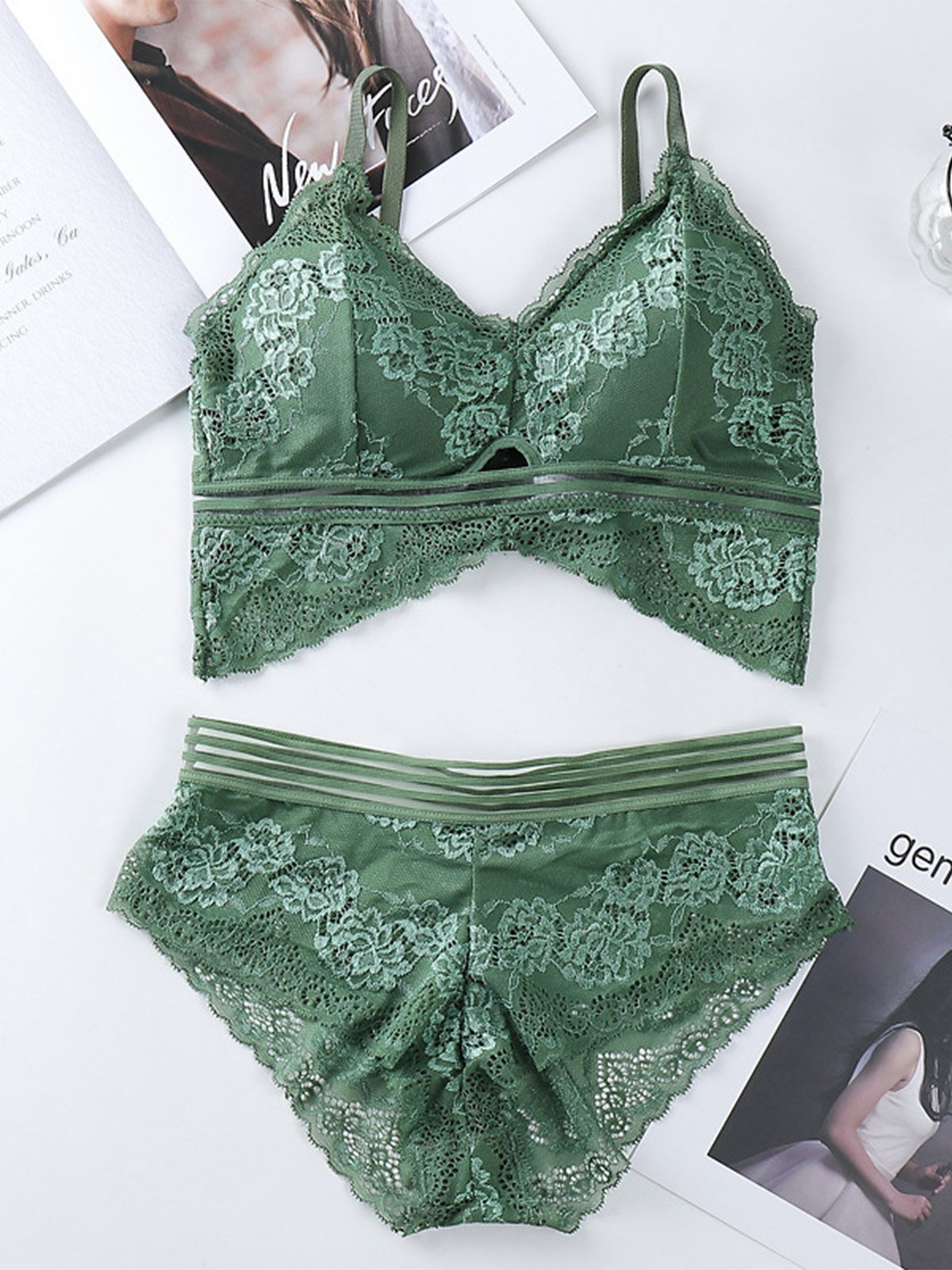 Full Cup Lingeries
