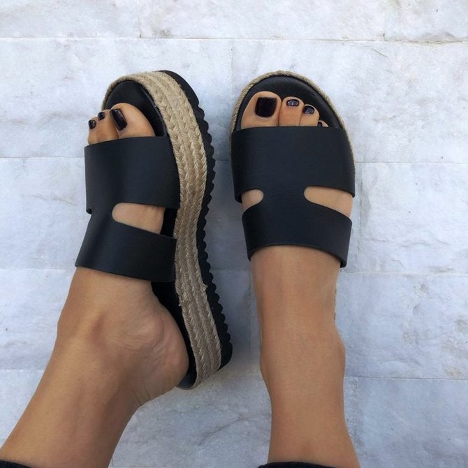 black heels slippers