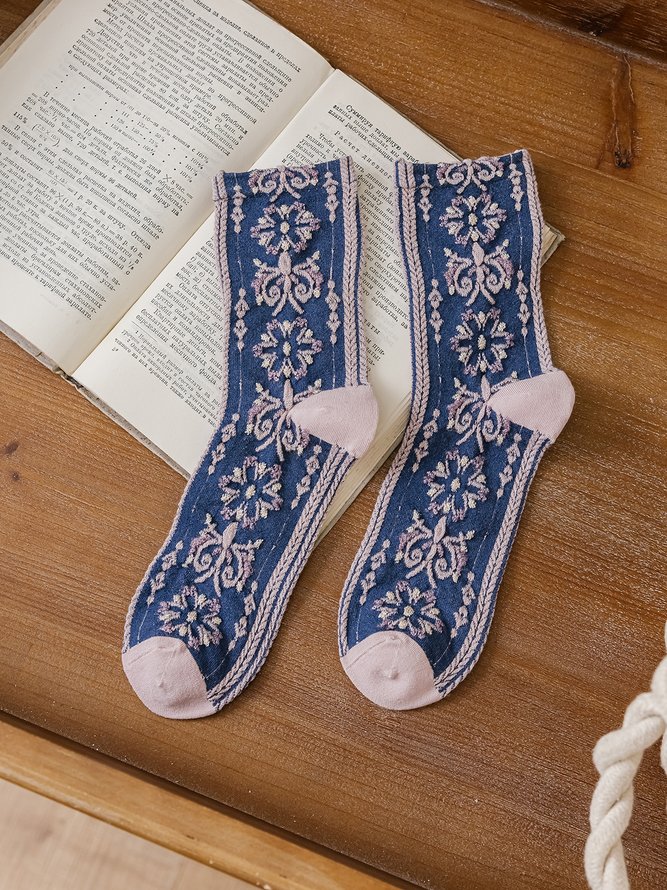 3 Pairs Of Forest Style Palace Style Embroidered Women's Socks