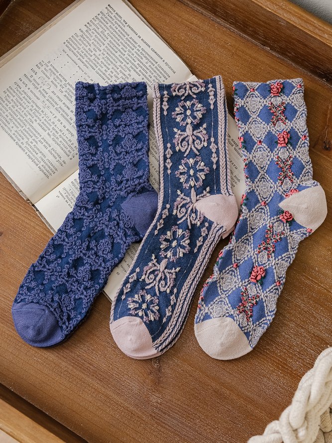 3 Pairs Of Forest Style Palace Style Embroidered Women's Socks