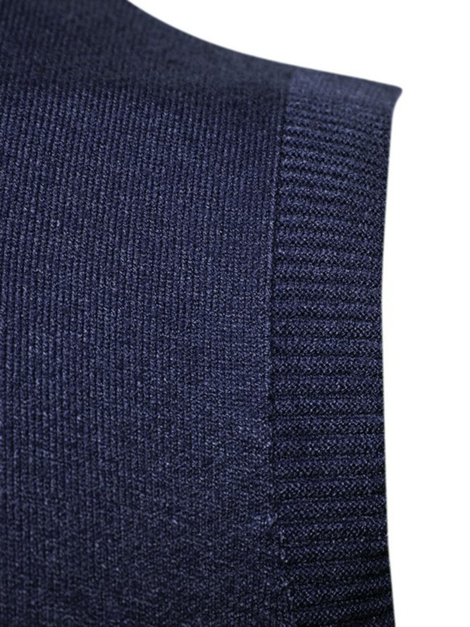 Basics Sleeveless Men-Outerwear